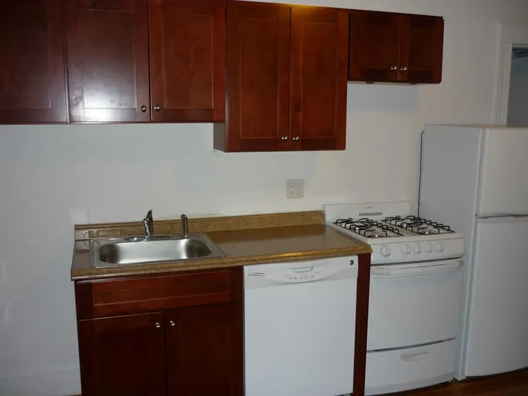 21 Claymoss Rd #1 — Photo 6
