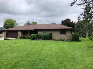 2441 Erskine Rd, Joliet, IL 60433