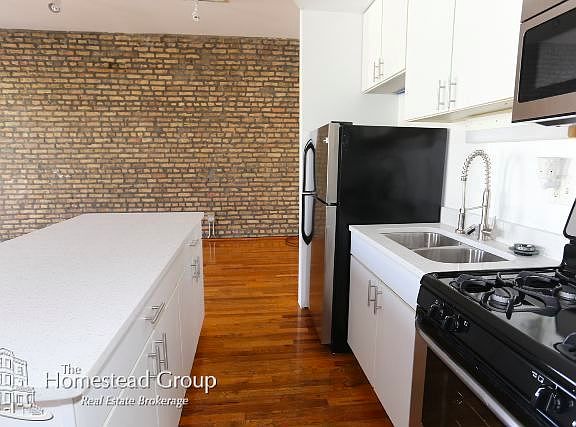 2nd image of 1570 N Milwaukee Ave #3F