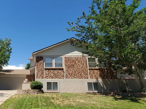 21 Carefree Ln, Pueblo, CO 81001