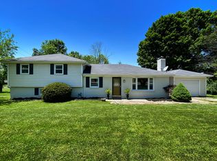 8600 Hawley Gibson Rd, Crestwood, KY 40014