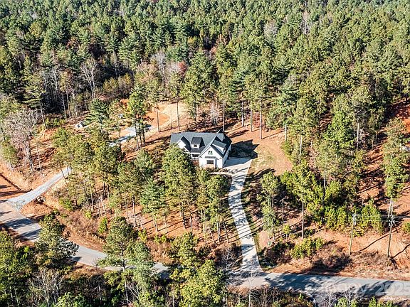 4th image of 1394 Scenic Ln