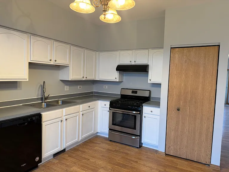 2208 Rebecca Cir — Photo 4