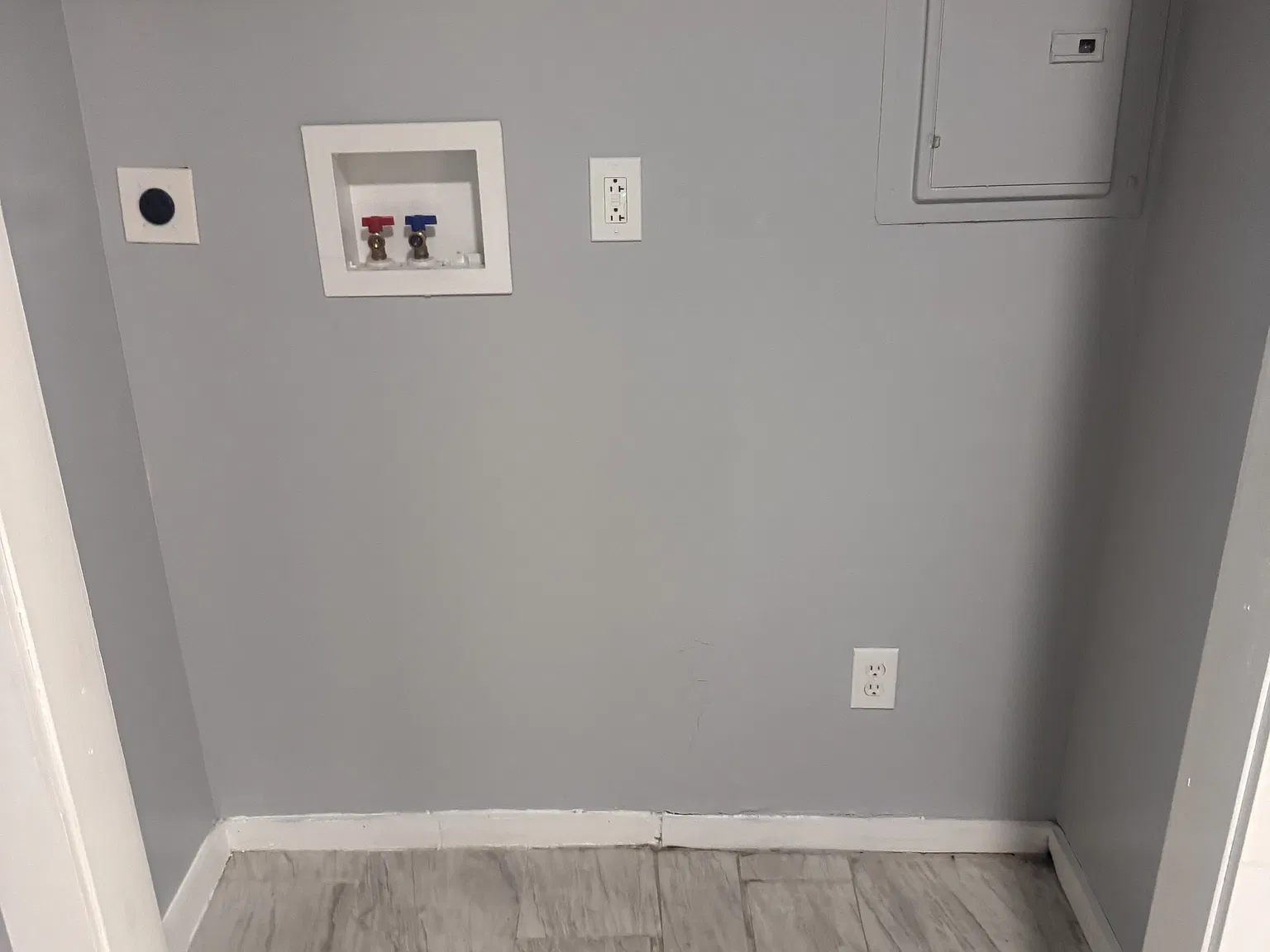 84 Dewitt Street - 1R — Photo 1