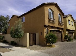 2059 E Heartwood Ln, Phoenix, AZ 85022