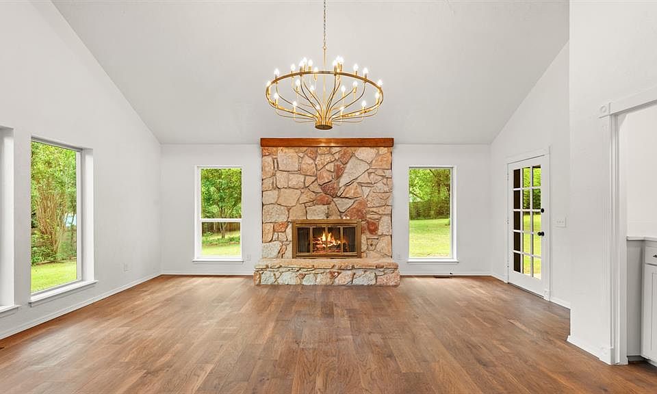 1st image of 1708 Bunting Ln