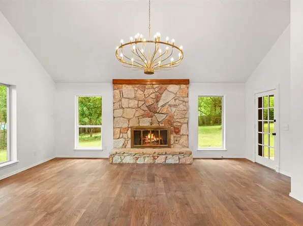 1708 Bunting Ln, Edmond, OK 73034