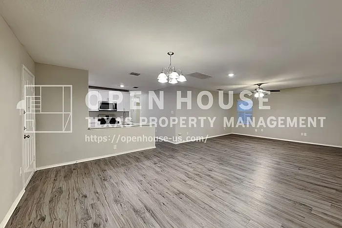 5529 McClelland St — Photo 7