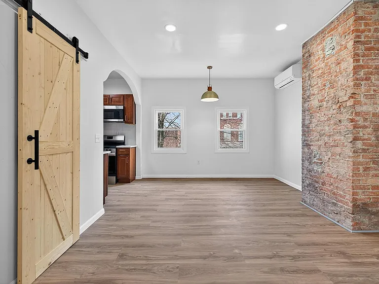 120 Normal Ave #2 — Photo 5