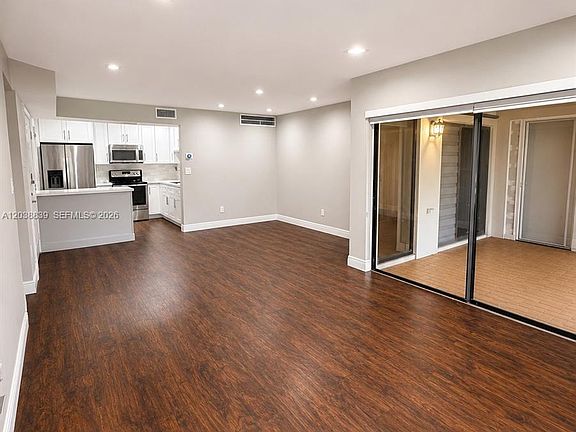 2nd image of 20005 NE 3rd Ct APT 8