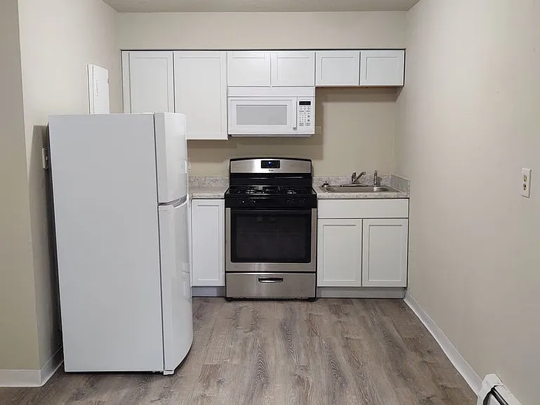 Sprint Depot Apartments — Photo 4