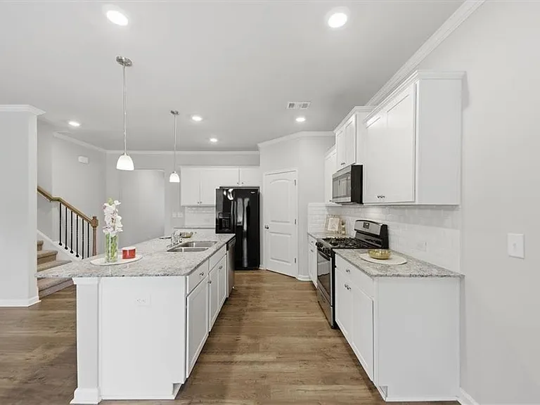 250 Sweet Bay Ln — Photo 12