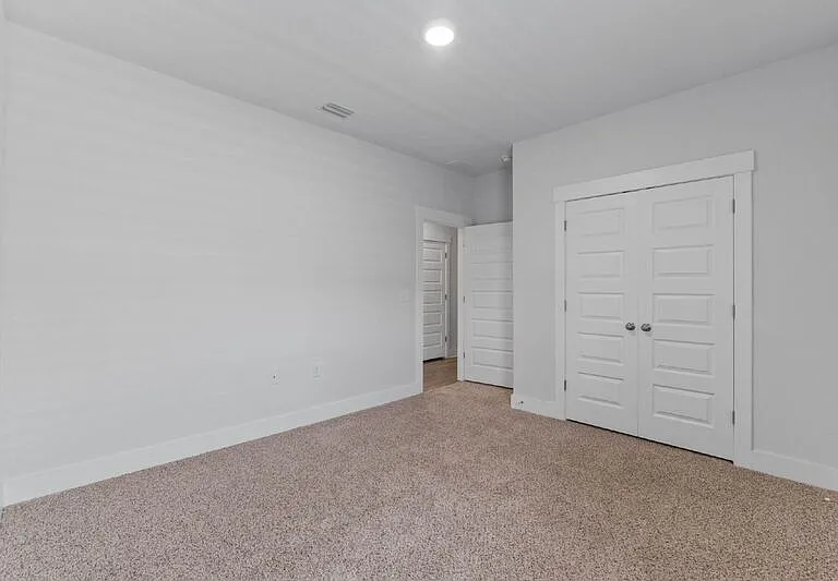 5857 Danbury Blvd — Photo 14