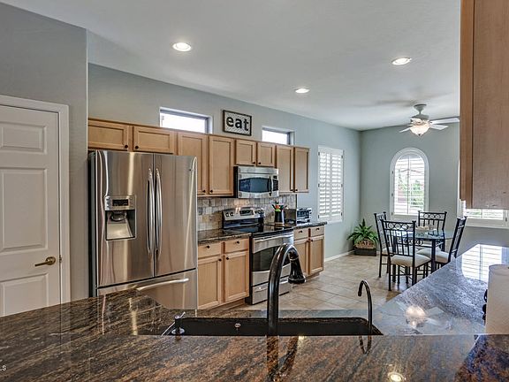 3rd image of 16830 W Desert Blossom Way