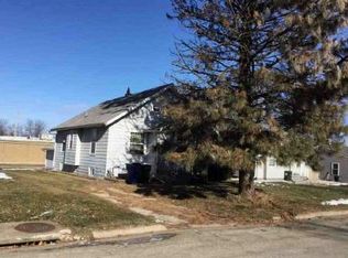 1719 Bertch Ave, Waterloo, IA 50702
