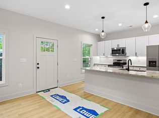 1014 W Broadway Ave, Maryville, TN 37801