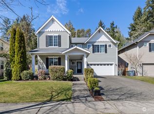 1521 Sinclair Dr, Dupont, WA 98327