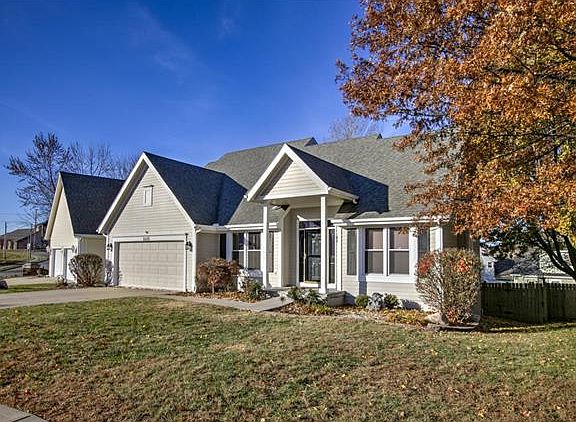 2nd image of 8418 NW Winter Ave
