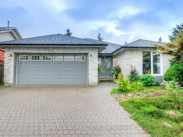 1019 Aldersbrook Rd, London, ON N6G 4L8
