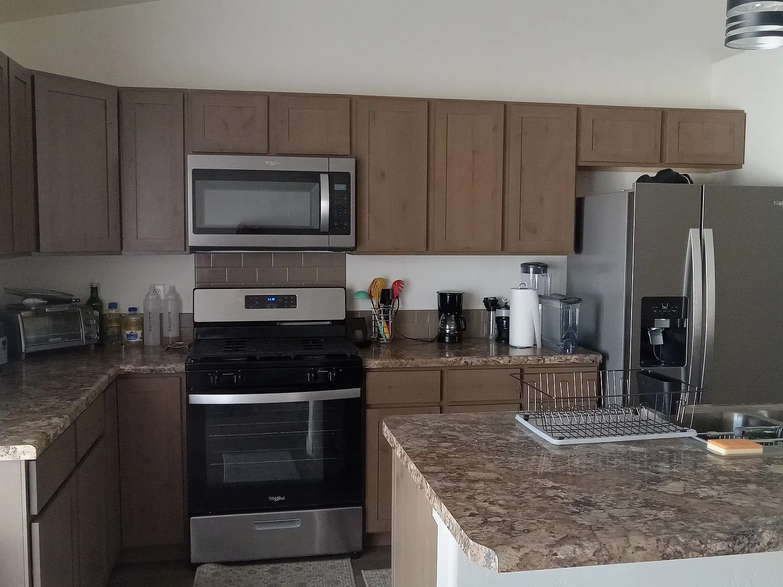 3 bed, 1162 sqft, $2,250 — Photo 3