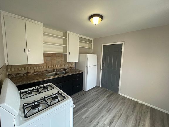 2nd image of 1403 Bagarry St #A