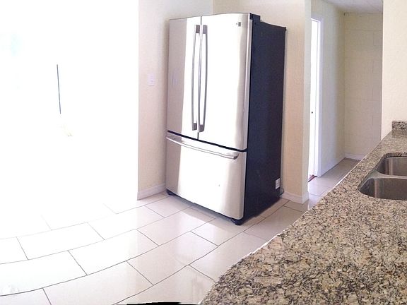 3rd image of 2626 Corrine Dr