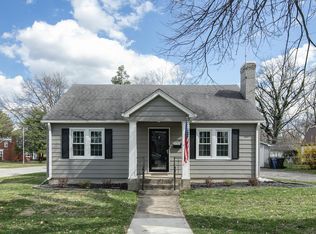 2038 Clays Mill Rd, Lexington, KY 40503