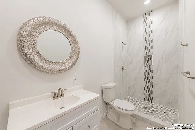 121 W Highland Blvd #101 — Photo 15