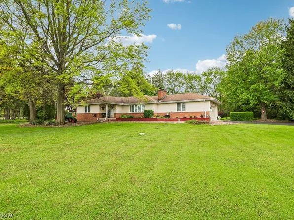 2726 Stillwagon Rd, Niles, OH 44446