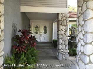 9881 Foxrun Rd, Santa Ana, CA 92705