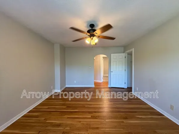 2727 P St, Lincoln, NE