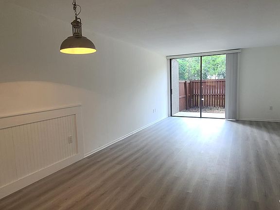 2nd image of 601 SW 75th St APT 103