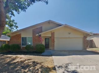 1210 Green Hill Dr, Arlington, TX 76014