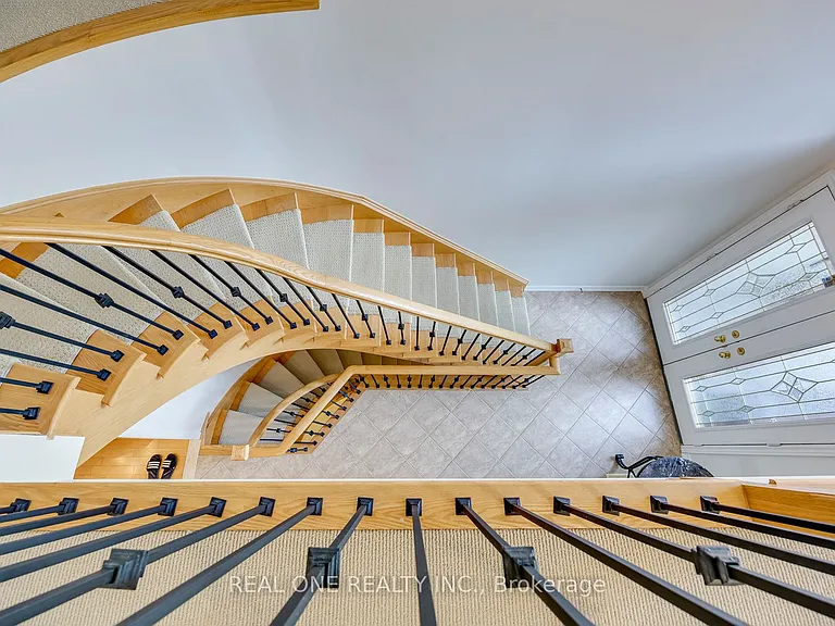 1126 Woodington Ln — Photo 22