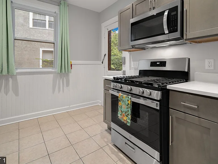 710 Stewart Ave — Photo 135