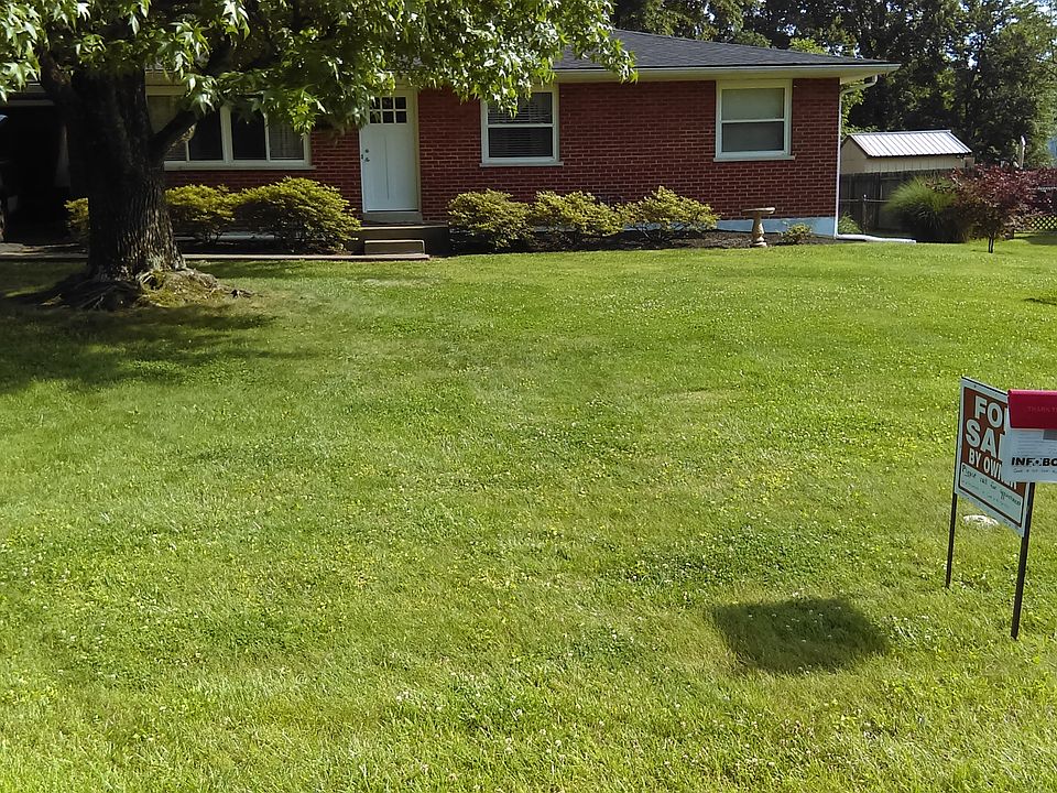 Nice front yard