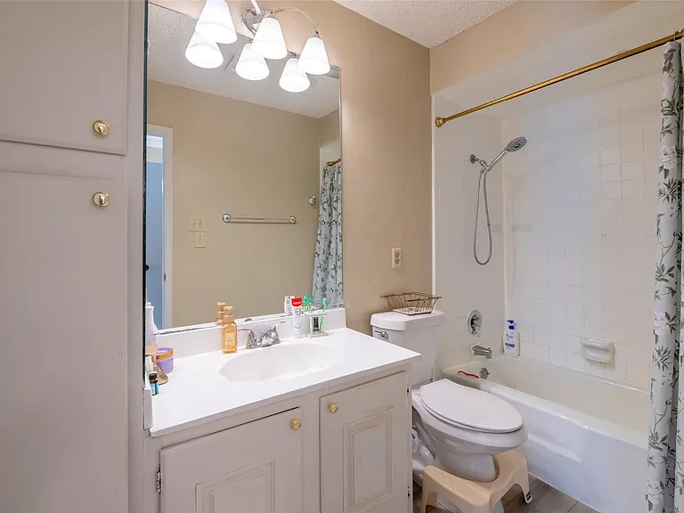3729 Wakeforest St — Photo 18