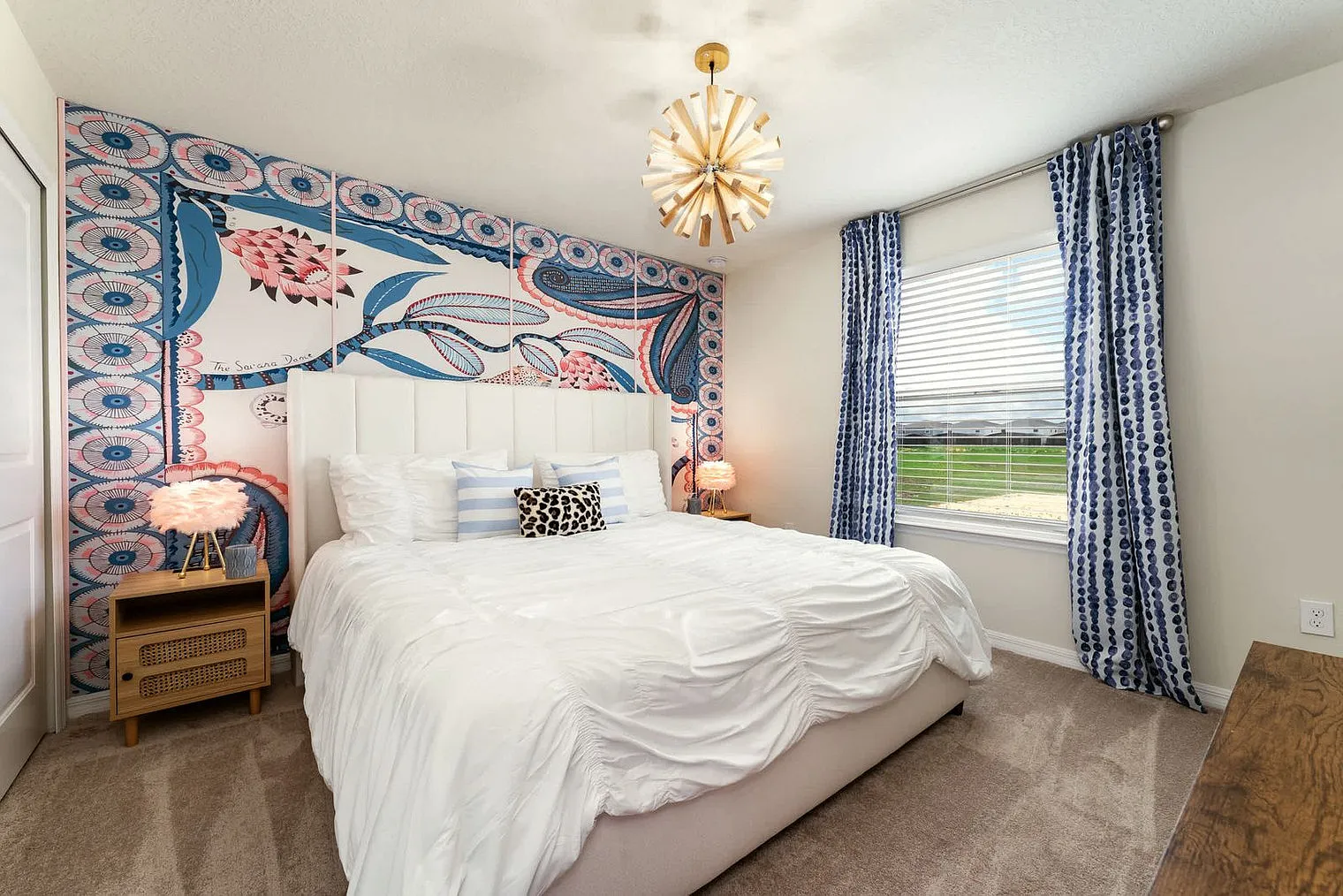8 bed, 6.0 bath, 4025 sqft, $8,086 — Photo 3
