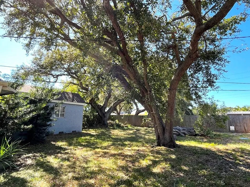 Front/side yard
