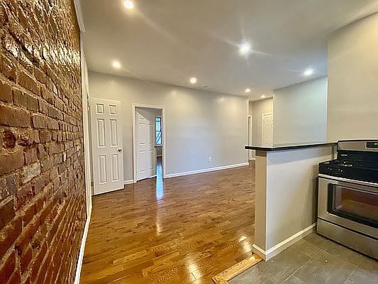 2nd image of 9 Vermilyea Ave #32