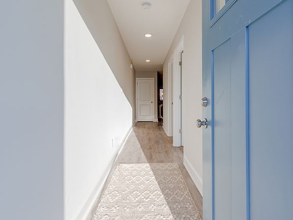 3rd image of 1000 Henry Place Blvd Unit 602