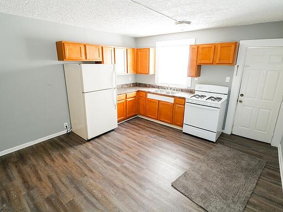 2nd image of 308 N Colorado Ave