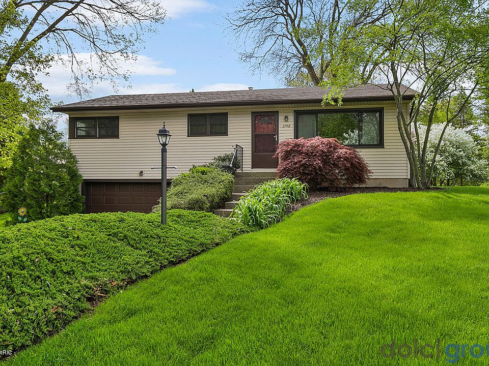 1st image of 2748 Woodpath Dr NW