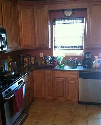 5th image of 33 Justin Ave