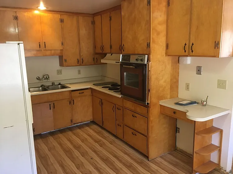 1201 Duke Dr #3 — Photo 1