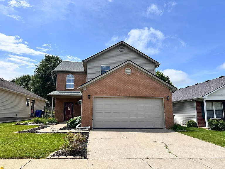 2736 Whiteberry Dr — Photo 1
