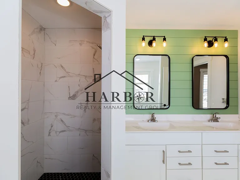 4144 Genevieve Ln NW — Photo 17