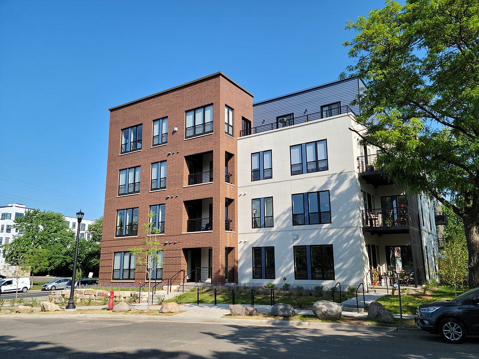 1st image of 4745 Minnehaha Ave #206
