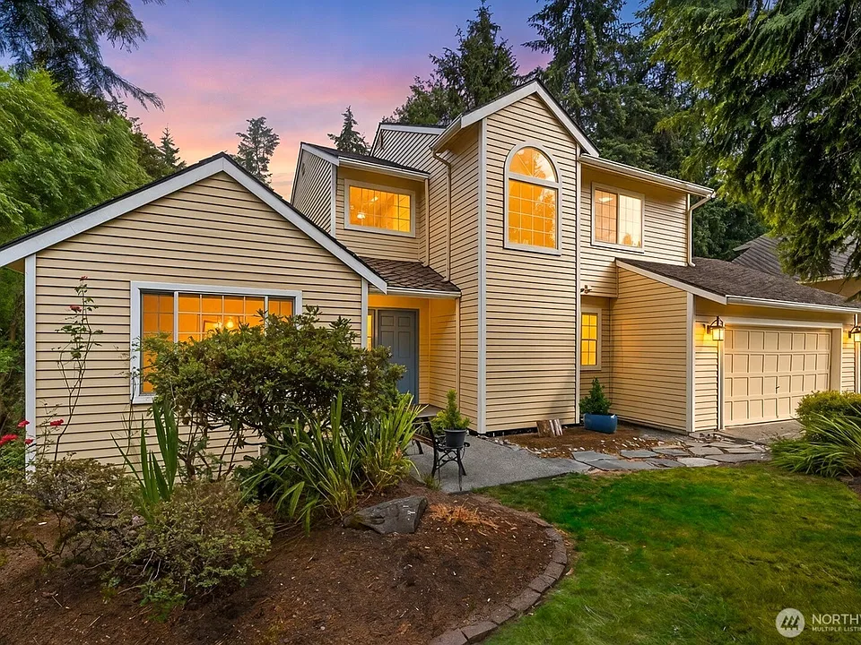 14009 Cascade Dr SE