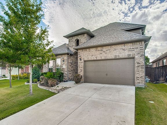 2nd image of 1009 Pampa Dr